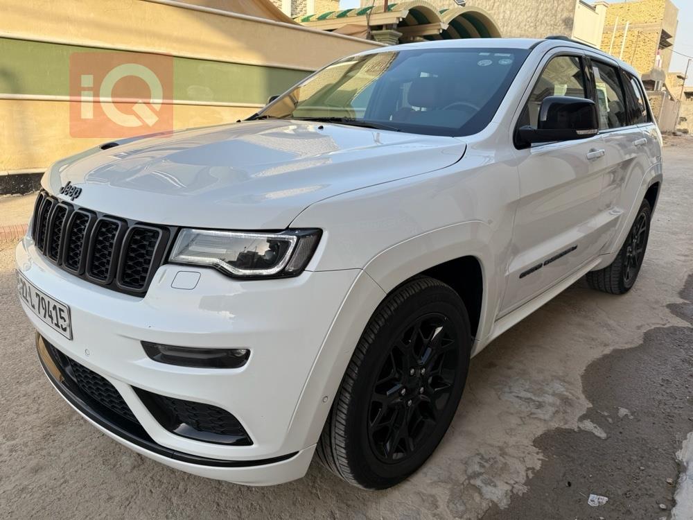 جيب جراند شيروكي